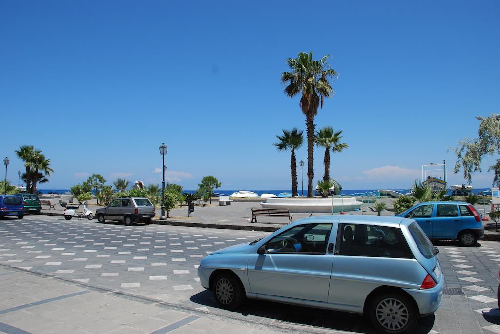 Vulcanoconsult Appartamenti Spiaggia Lipari  Extérieur photo