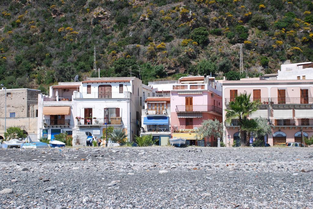 Vulcanoconsult Appartamenti Spiaggia Lipari  Extérieur photo