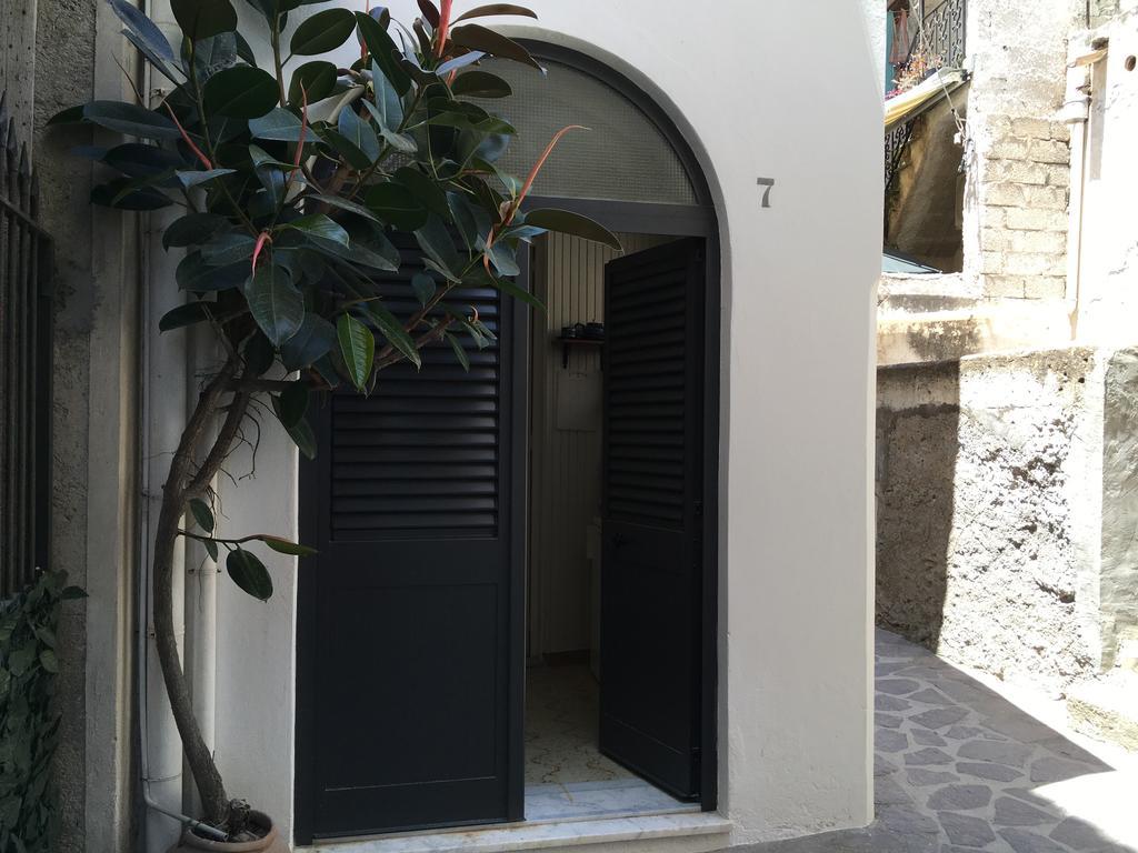 Vulcanoconsult Appartamenti Spiaggia Lipari  Extérieur photo