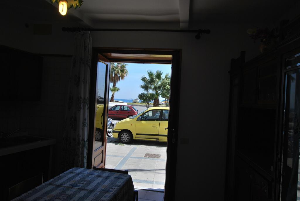 Vulcanoconsult Appartamenti Spiaggia Lipari  Extérieur photo