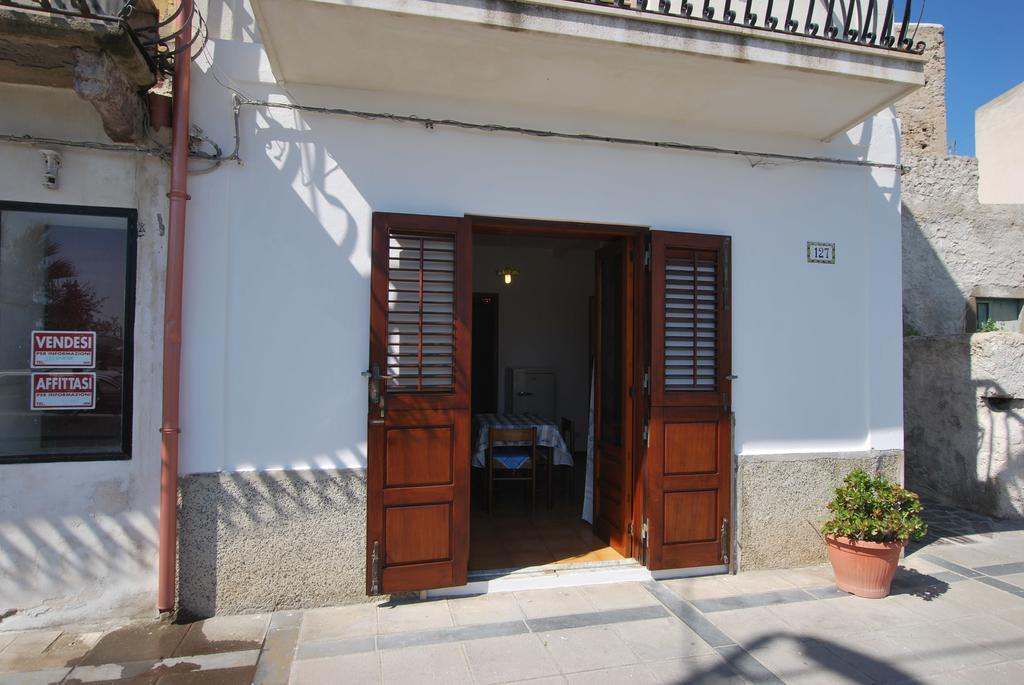 Vulcanoconsult Appartamenti Spiaggia Lipari  Extérieur photo